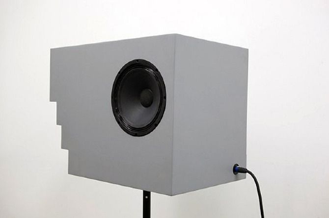 Whitney speaker